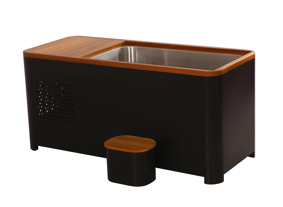 Stone Peak™ Cedar Hemlock Cold Plunge